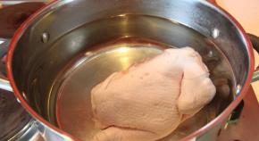 Как сварить вкусный и прозрачный бульон из курицы - пошаговые рецепты с фото